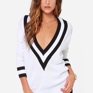 Wilde heart varsity sweater deep-v neck